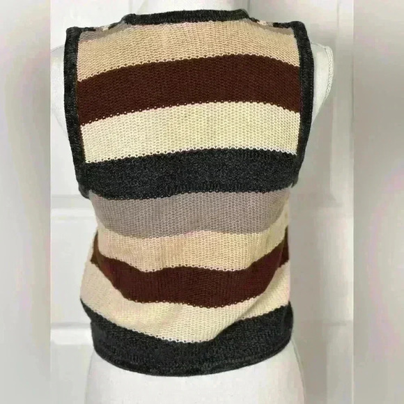 St. John’s Bay Crocheted Vest Size Small - Picture 3 of 9
